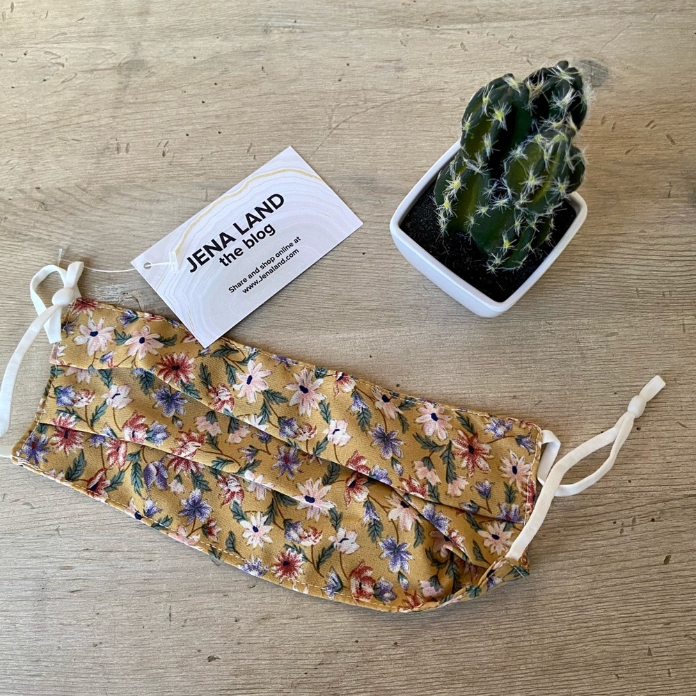 FREE w/$50+ BUNDLE * Yellow Floral Face Mask